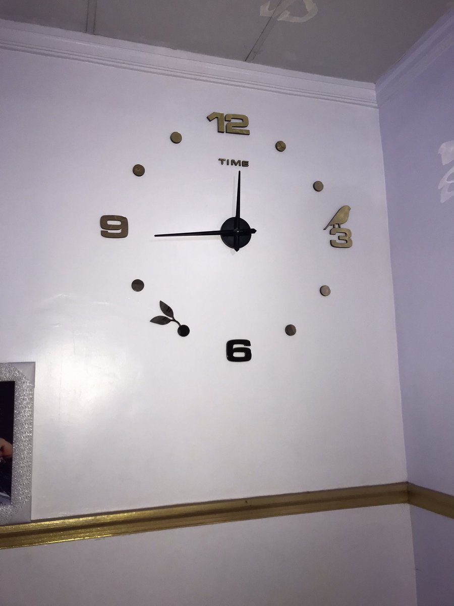 RitaThelmaM's tweet image. Design still available in Black only Gold is out of stock and will restocked next week #3dwallclock #DIYCLOCK
