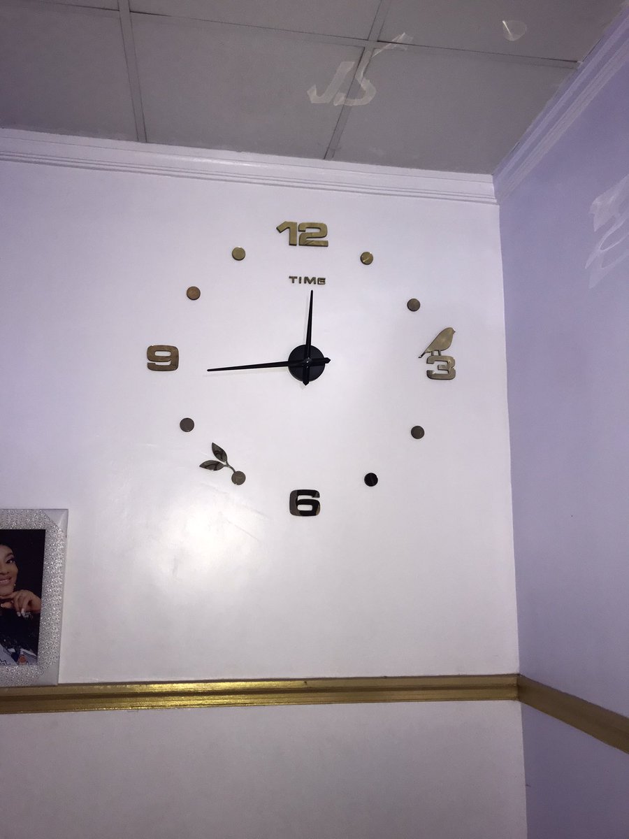 RitaThelmaM's tweet image. Design still available in Black only Gold is out of stock and will restocked next week #3dwallclock #DIYCLOCK