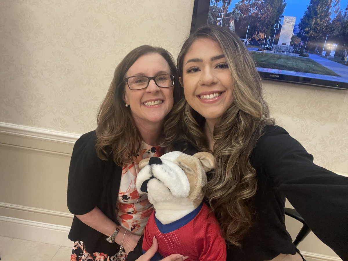 S/O to <a href="/weTALKpr/">TALK PR</a> for a very successful TASTE (Take A Student to Eat) 2023! Planning crew is the wonderful group pix of 5 (woo hoo to y’all!) &amp; fabulous team lead was <a href="/jisellecardenas/">Jiselle ♡</a> - in pic with me &amp; Gram (our stuffed Bulldog AD/PR mascot) 
#HowWeMCJ <a href="/FSMCJDept/">MCJ Department</a> <a href="/FresnoStateCAH/">College of Arts and Humanities</a>