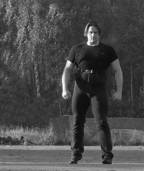 Piccolo goes to Burger King on Twitter "rip"