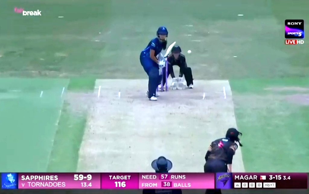 Sita Rana Magar finishes her 4 over spell with 3/16 .

This is the proof that what these girls are capable of only if given chance ❤️.
When talent's meet opportunity, The result from it is beautiful 🔥

#Nepal #fairbreak #FBI23 #WomenCricket #CricketTwitter