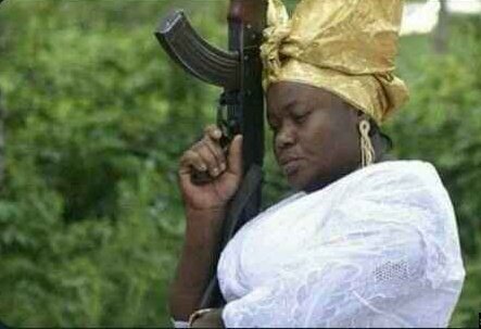 Guys at 25 years, living in their parent’s house talking about how Tupac is a legend. Bro, you need Tupac your things and move out!