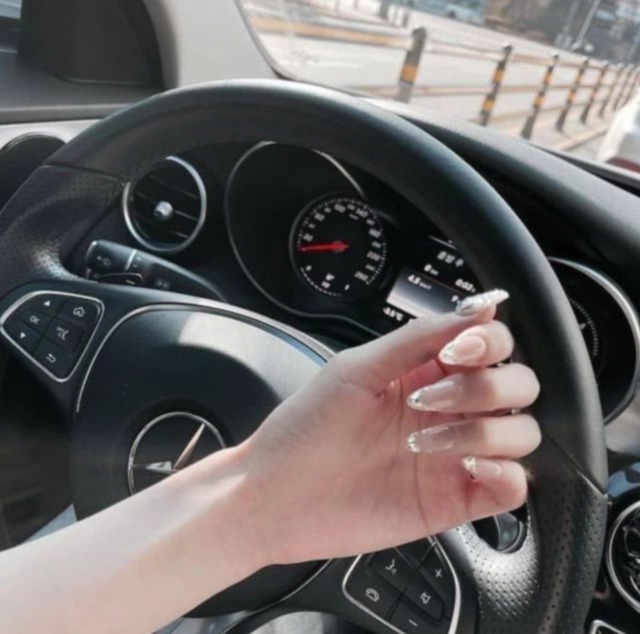 eunbee0804's tweet photo. 365일 하는일 "출근"😗    
같이 부자 되는 법은 하나뿐 💴
나랑 같이 믿고 하는것이예요💕
#이유식전쟁 #곱셈 #이앓이 #사랑니 #범보의자 #애호박미음 #일탈 https://t.co/88xSCTElT6