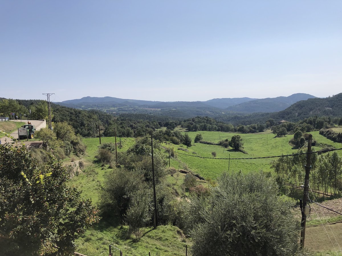 RicardMoren's tweet image. #hamlets research @UABBarcelona:
ALPENS municipality #Lluçanès #Osona #Barcelona:
269 inhabitants (INE2021) including 23 born abroad:
9 in #Colombia…
#RuralLIFE #RURALimmigration #RuralEUROPE
#micropobles #Alpens #ruralEU
#ruralSpain #Catalonia
🌎: atlantis.uab.cat/hamlets/
📷2020