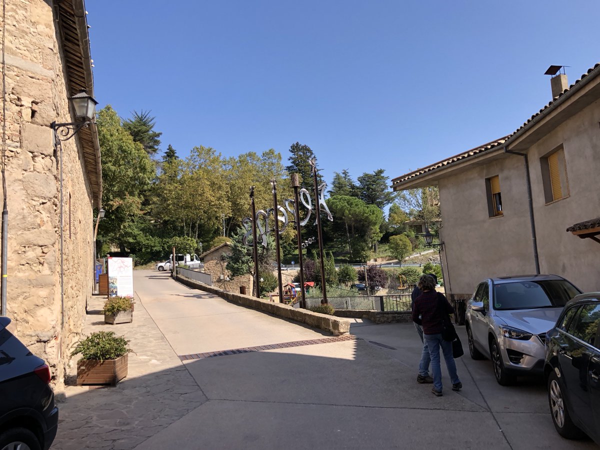 RicardMoren's tweet image. #hamlets research @UABBarcelona:
ALPENS municipality #Lluçanès #Osona #Barcelona:
269 inhabitants (INE2021) including 23 born abroad:
9 in #Colombia…
#RuralLIFE #RURALimmigration #RuralEUROPE
#micropobles #Alpens #ruralEU
#ruralSpain #Catalonia
🌎: atlantis.uab.cat/hamlets/
📷2020