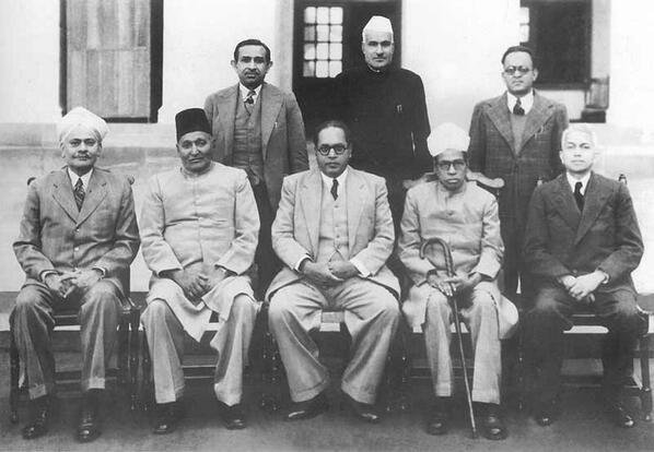 IndiaHistorypic's tweet photo. Babasaheb Dr. Bhimrao Ambedkar With Constitution Drafting Committee Members https://t.co/WmgZWcA9MZ