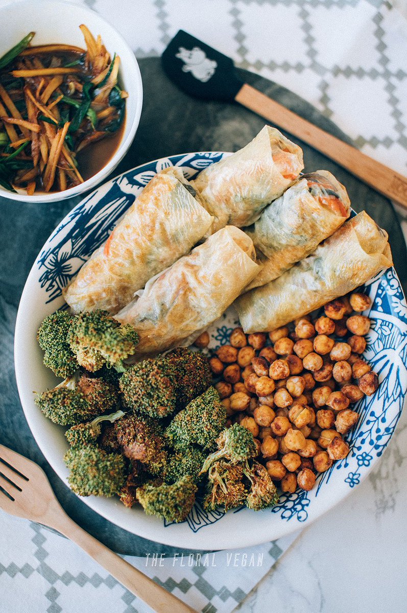 schmoozequeen's tweet photo. #Vegan Asian Tofu Rolls 🥢
#Plantbased #GlutenFree #TofuSkin or #RicePaperWraps
https://t.co/e0oww4eiGR https://t.co/2O0SBcSrdC
