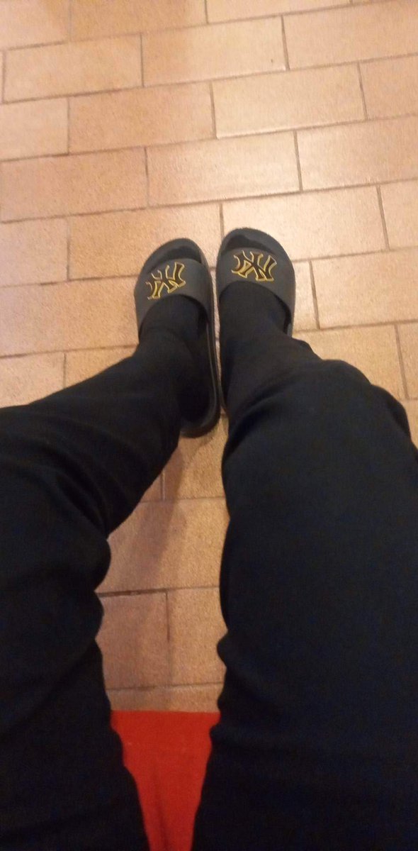 ใครมันจะไปเย็ดเก่งเท่าเราอีก
#พัทยา #พัทยาfwb #พัทยาons