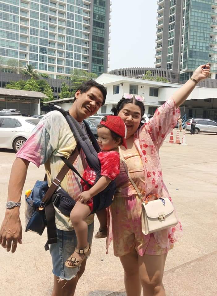 phitthaploy's tweet photo. ตะลุยกรุงเทพฯ กัน☁️☀️🌈

✨🤩Happy Songkran Festival 2023💦
#บันทึกจากพ่อแม่น้องสติ๊กซ์

#น้องสติ๊กซ์ #Stix #1Y5M16D #Week77 #Songkranday2023 #พาลูกหนีเที่ยว #topployfamily https://t.co/C28TQwEa3C