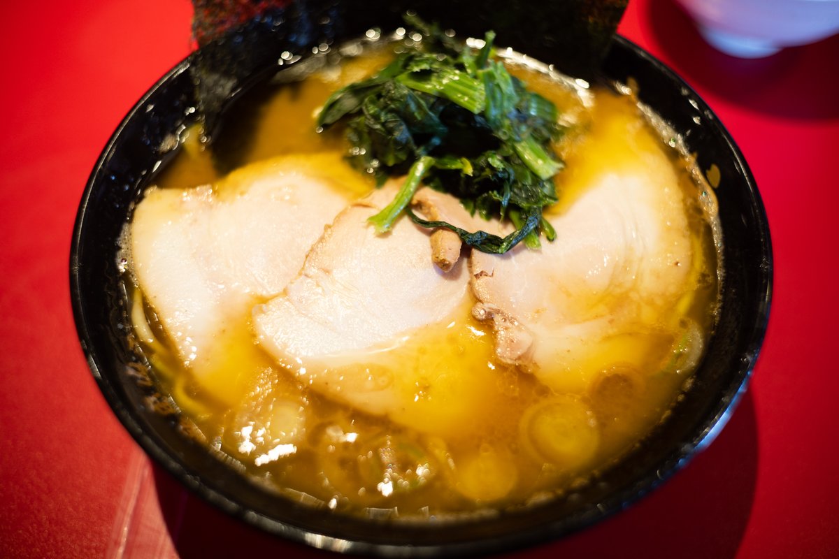 ryuyaamao's tweet photo. 家系総本山吉村家直系店 厚木家🍜
#Leica #Summicron #7elements #Ramen https://t.co/ZJACq7Io22