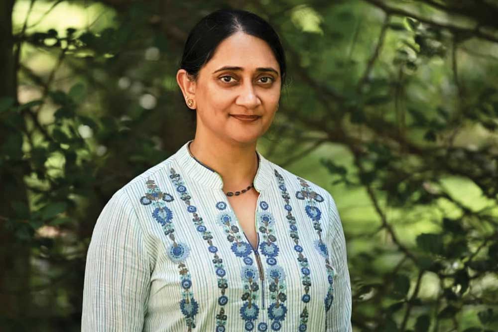 Openthemag's tweet photo. The Congress’ inability to share power, in the spirit of federalism, has been a longstanding problem, @NeetiNair tells @Ullekh; @Harvard_Press, #HurtSentiments https://t.co/UOMPrzdLmr https://t.co/3tOVF81Lvg