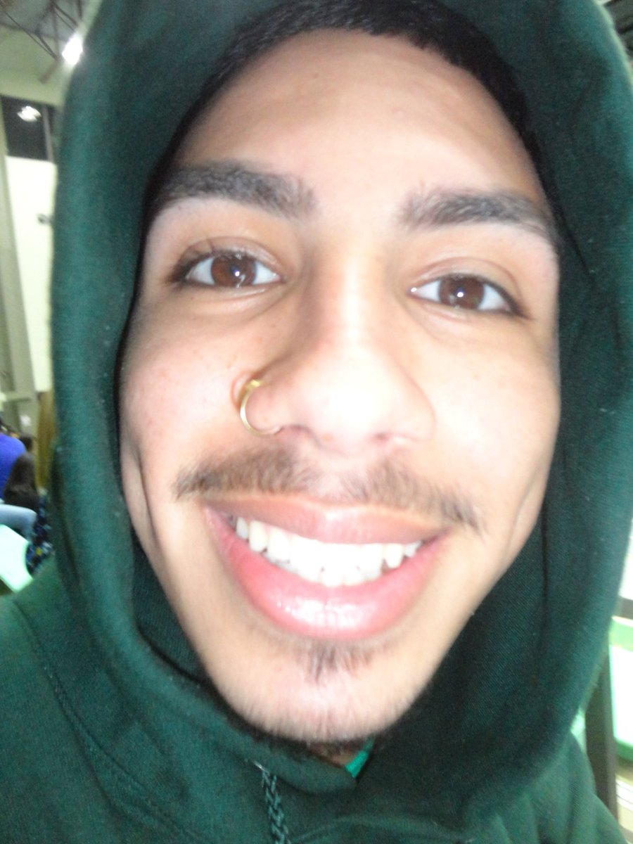 😀