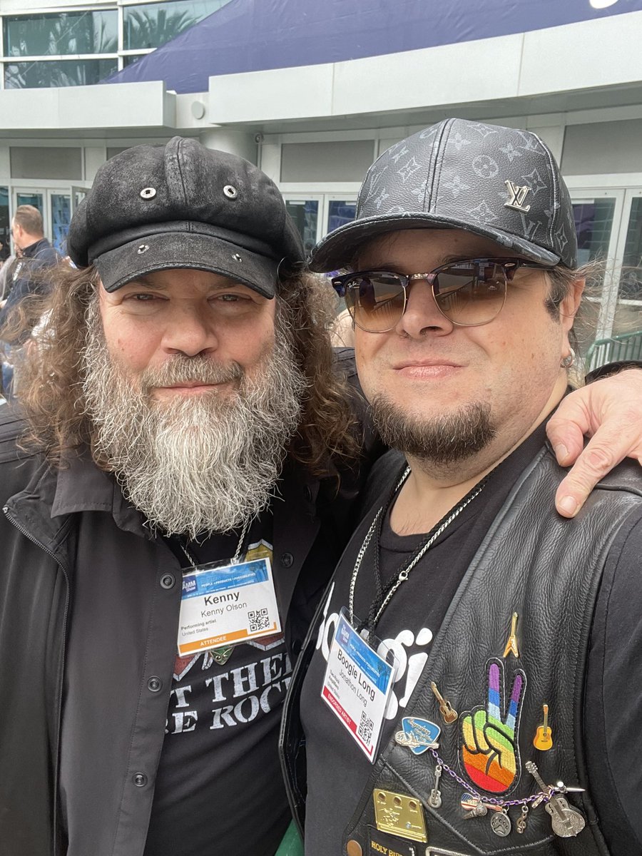 Great first day at <a href="/NAMMShow/">NAMMShow</a> 2023; Got to jam with the amazing <a href="/TomoJustFunky/">Tomo Fujita</a> at the <a href="/TwoRockAmps/">Two-Rock Amps</a> booth and also ran into <a href="/kennyolsonrocks/">Kenny Olson</a> 🤟 #boogielong #NAMM2023 #musician #guitarplayer #guitarist #followus #California