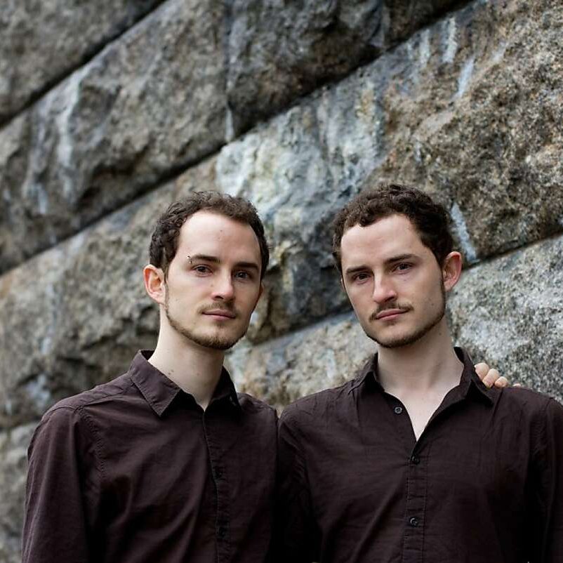"Oblique Two-Step" by Le Boeuf Brothers has been added to 𝐂𝐎𝐍𝐓𝐄𝐌𝐏𝐎𝐑𝐀𝐑𝐘 𝐉𝐀𝐙𝐙. This intimate song by the American band anticipates their forthcoming album 'Hush', which is due for release in a few weeks' time.
#Jazz <a href="/LEBOEUFBROTHERS/">LE BOEUF BROTHERS</a> #jazzband
open.spotify.com/playlist/09JKB…