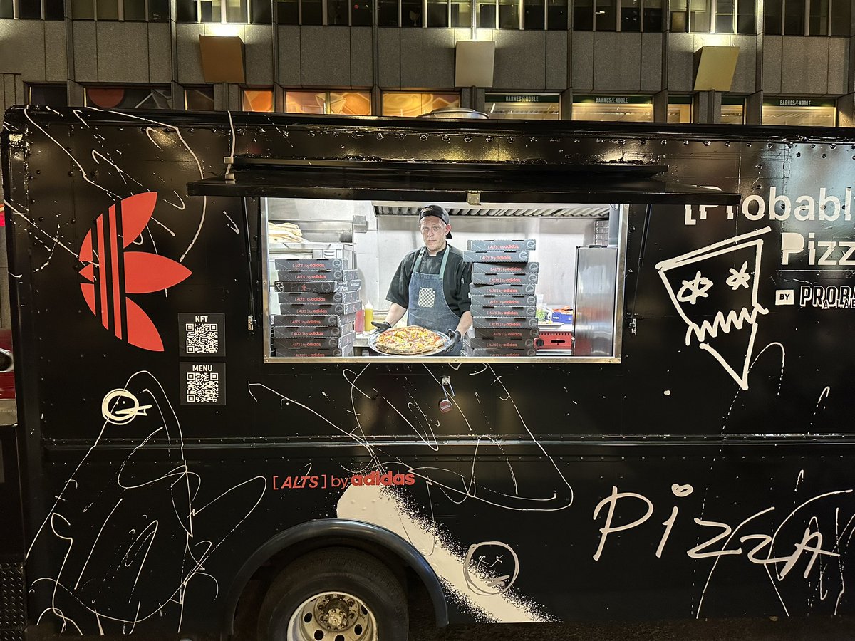 Justin Lewis🐧🦍✳️👨‍🍳🔪 tweet media