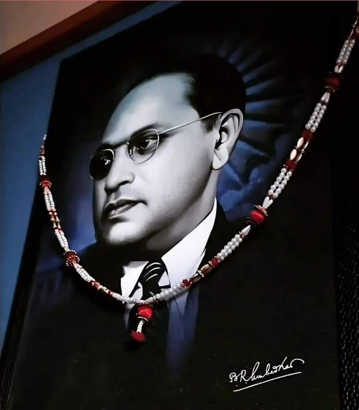 भारत रत्न बाबा साहेब डॉ भीम राव अंबेडकर जी को नमन 🌹🌹 
आप सभी साथियों को भारत के शिल्पकार, समता,समनता और बंधुत्व की पहचान स्त्री, शोषित पीड़ित और वंचितों के उत्थानकर्ता बाबा साहेब डॉ भीम राव अंबेडकर जी की 132 वी जयंती समारोह की बहुत बहुत शुभकामनाएं।। 
जय भीम जय भारत जय हिन्द ❤️