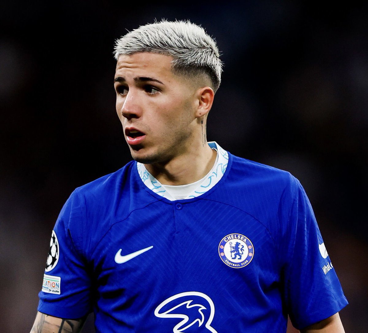 DeadlineDayLive's tweet photo. 🚨 Chelsea have extended Enzo Fernandez’s contract at the club by a further year. His new deal now runs until…. 2032. 👀🇦🇷

(Source: @clmerlo) https://t.co/MFe7QrOzKo