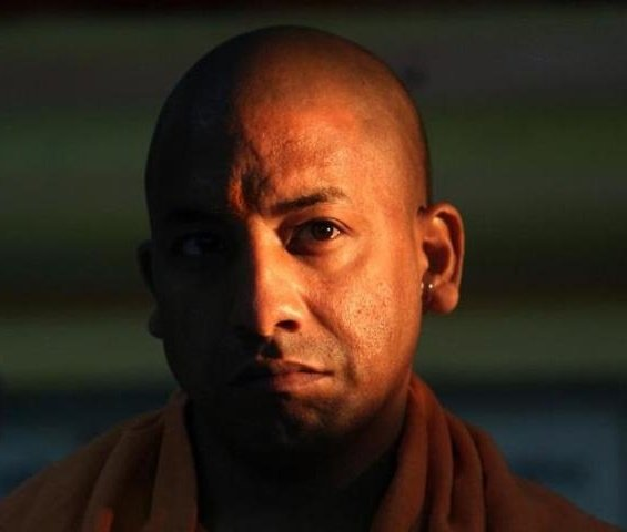 NewsAlgebraIND's tweet photo. Timeline of Events  

2005: BSP's Raju Pal wins in Atiq's bastion, soon gets brutaIIy kiIIed

Mayawati gives 24 hrs deadline to Mulayam govt against Jungleraj, accuses BJP of helping Mulayam form govt

2007: SP, BJP lost. Anti SP force BSP wins. Case unresolved

2017: YOGI CAME🔥  And Yogi took it to The End. Umesh Pal was the only major eyewitness in Raju's case. Umesh was first kidnapped, rescued and then brutaIIy kiIIed.  

Rest what Yogi Govt did to Atiq Ahmed and his gang, we all know 🔥. People must know this Timeline. Retweet and for all updates, follow our handle.