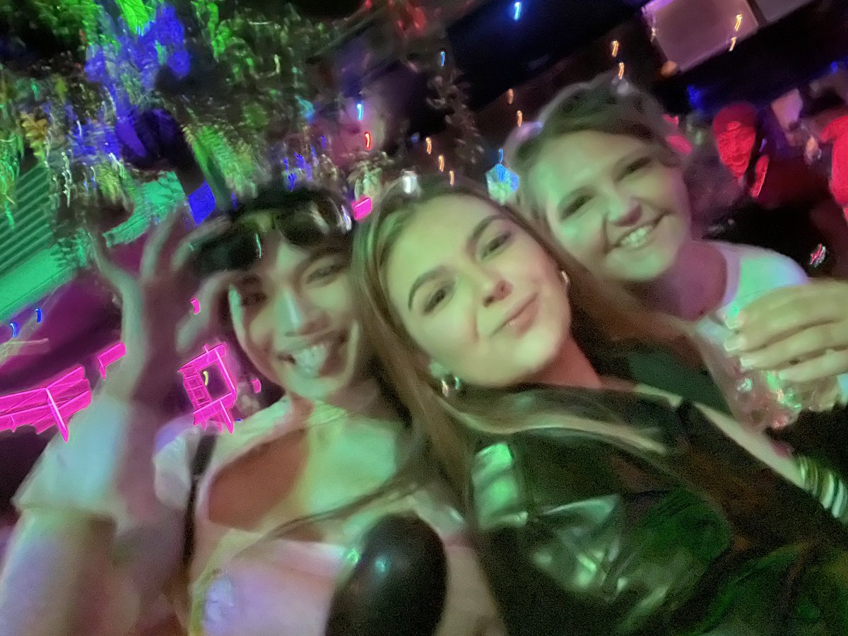 Suni 🌞 tweet media