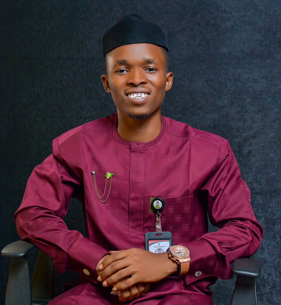 SamzyVG's tweet photo. Itβs not just about recreating the concepts alone but an outstanding example of how your lifestyle has positively impacted his life through leadership, managerial and exceptional communication skills.
Hopefully he gets to meet you someday π.
#PYPConcept #Osinbajo #HiGee https://t.co/mMq9RwFMc2