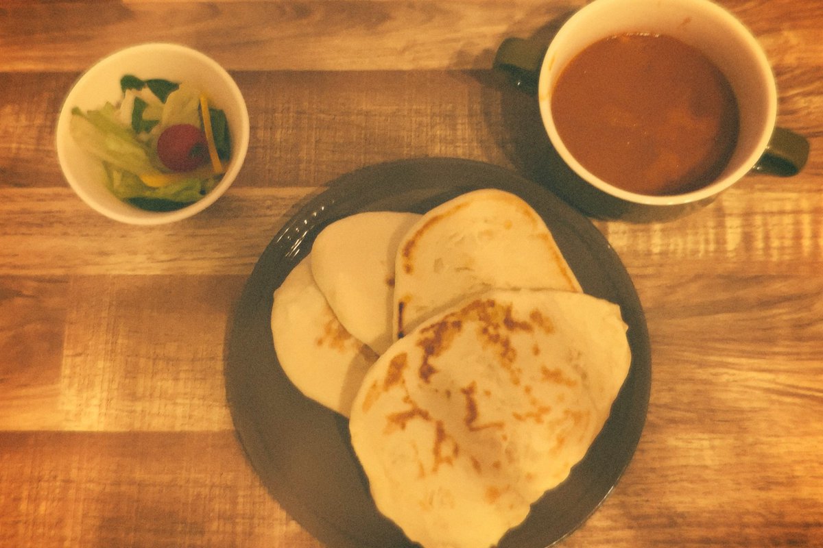 keei04_official's tweet photo. 今日はナン焼いた！
 #おうちごはん𓎩𓌉𓇋  #日常垢  #日常垢さんとつながりたい https://t.co/iw37NIn6w2