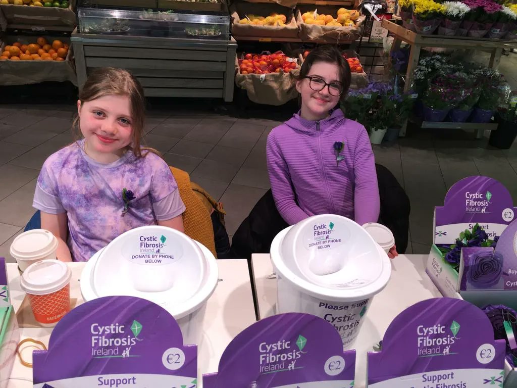 cf_ireland's tweet photo. Thanks for sharing your photos &amp; spreading awareness of CF on 65 Roses Day!

Check out some of the fab photos we've received!

Get your purple rose at @dunnesstores or donate online at https://t.co/vwSCYYZmyI if you can't make it to a store. Keep sharing with #65RosesDay2023 https://t.co/mTBQwkeMGn