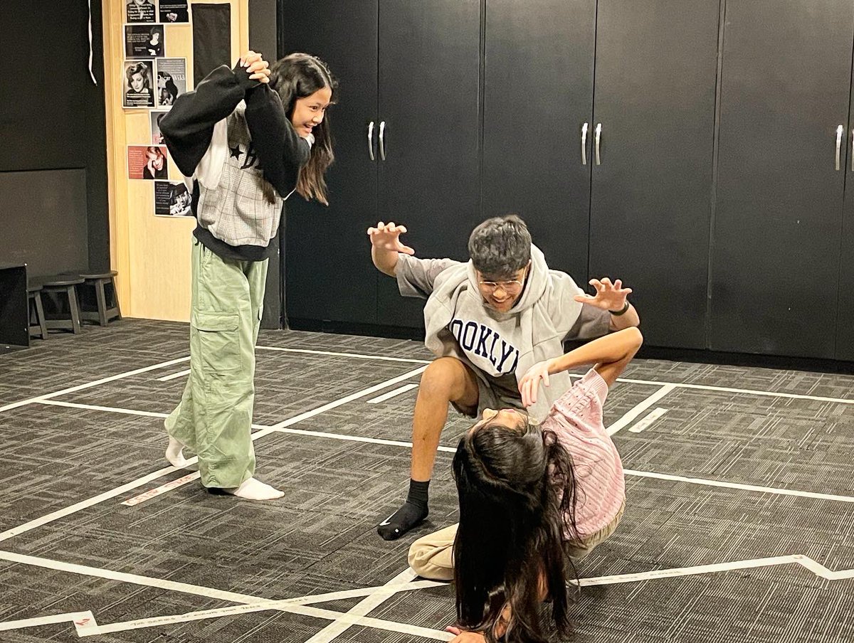 6th grade fairy tale tableaux to demonstrate their knowledge of dramatic arc. Thoroughly engaged in the creative process and entertained in performance. ❤️🎭

#theatreed #theatreeducation #artsed #middleschool #middleschooltheatre #artsmatter #creativeprocess #theatreteacher