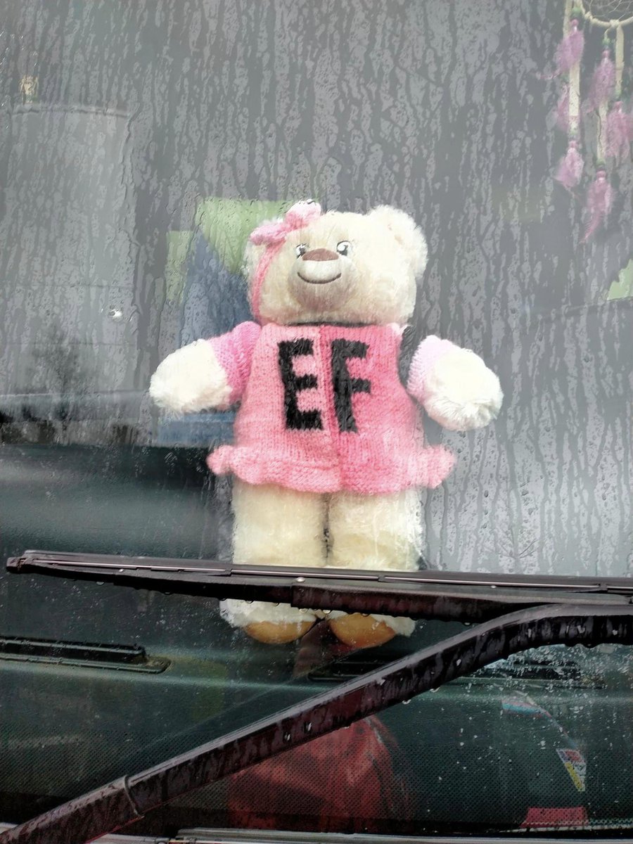 SkyTedTravels's tweet photo. 👀👀👀
spotted at @DeBrabantsePijl on @EF_TIBCO_SVB bus.
Anyone else see her?
📷thanks to Emmanuel Dubois for the photo
#DBP23 #TedonTour 🐻#procycling #mascot https://t.co/dHF0tubiAi