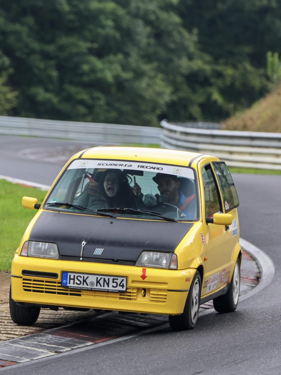What would be your 5 word car review for a Nordschleife-prepared Fiat Cinquecento?
 
#5WordCarReview
📸 Jessie_rc55