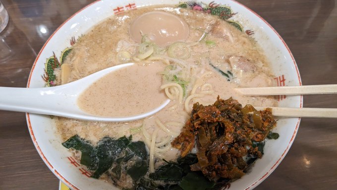 呑んだらラーメンだウオー🍜 
