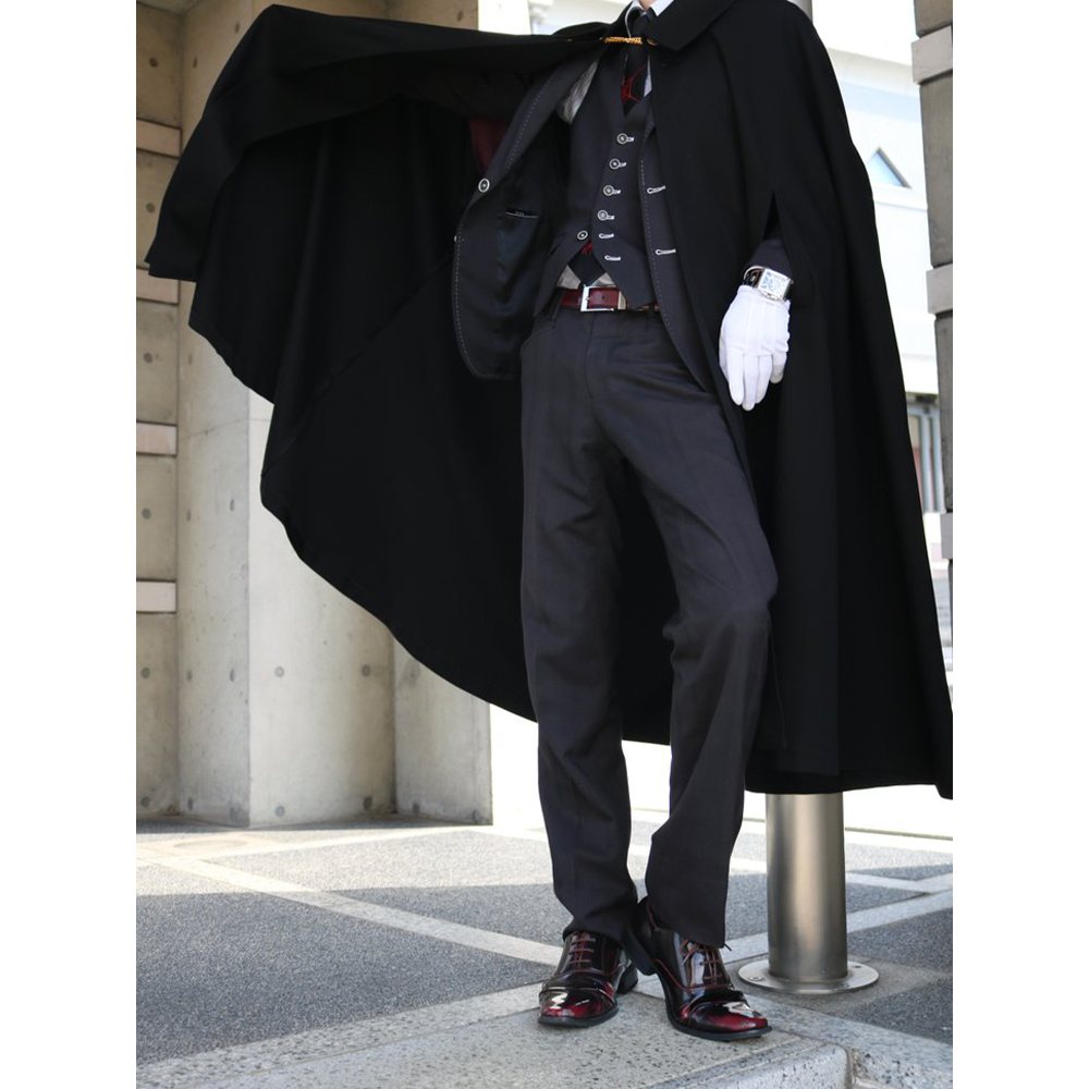 konomuraZ's tweet image. インスタ再掲第９弾。  
スーツにマント。

#そうだスーツ着よう 
#drawingreference