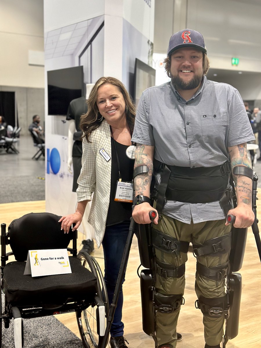 golifeward's tweet photo. We are always so thankful for our #ReWalk demonstrators who join us at conferences. This is Billy from Phoenix who has been using his Exoskeleton for several years and is always down to hang with our crew if it means spreading the word about this technology. #MoreThanWalking https://t.co/AkuLhJZxUq
