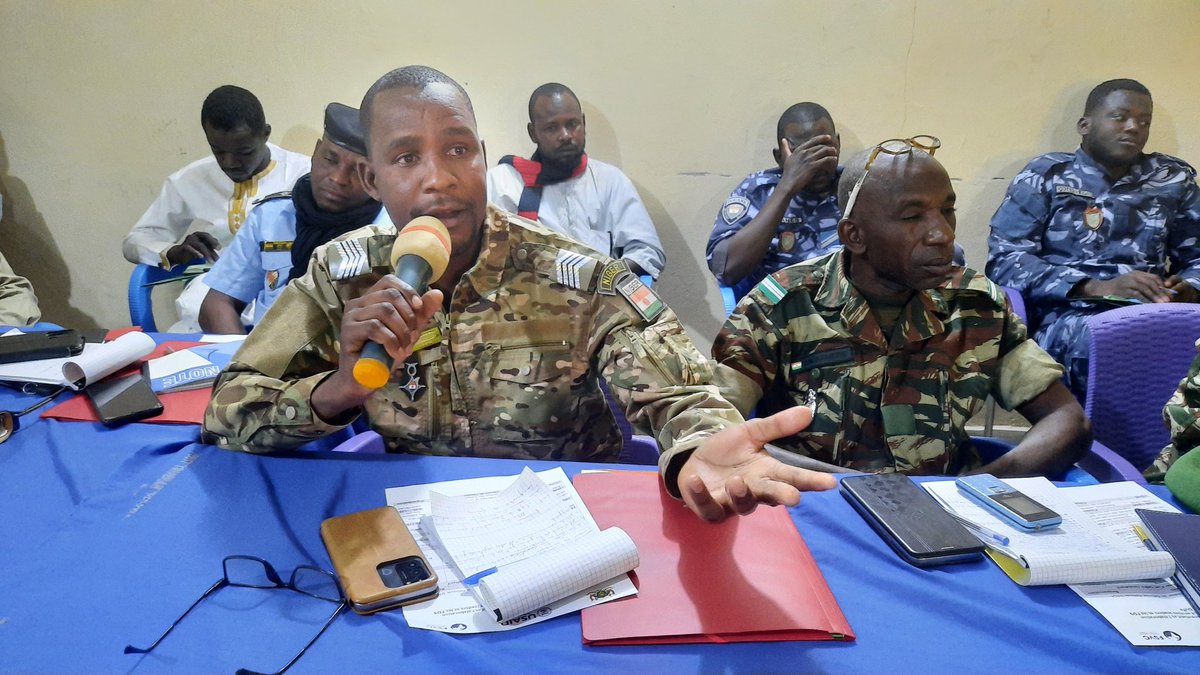 Début ce 14avril de l'atelier de création dune  cadre consultatif  entre #OSC féminines #FDS et l'élaboration des activités de partenariats.
ONG APE- Nelewa mada