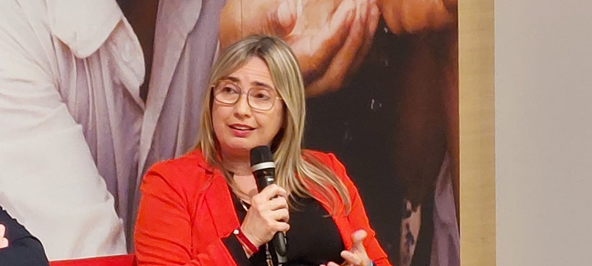 OcupacioCR's tweet image. &quot;L&apos;èxit del #ProgramaONA és evident i vull destacar la fidelització de les persones participants que acaben el projecte ona a Cornellà 50 de 51 persones han finalitzat tot el procés&quot; 
Joana Piñero, tinenta d&apos;alcalde de Polítiques Socials, Igualtat i Salut de Cornellà @CRCornella