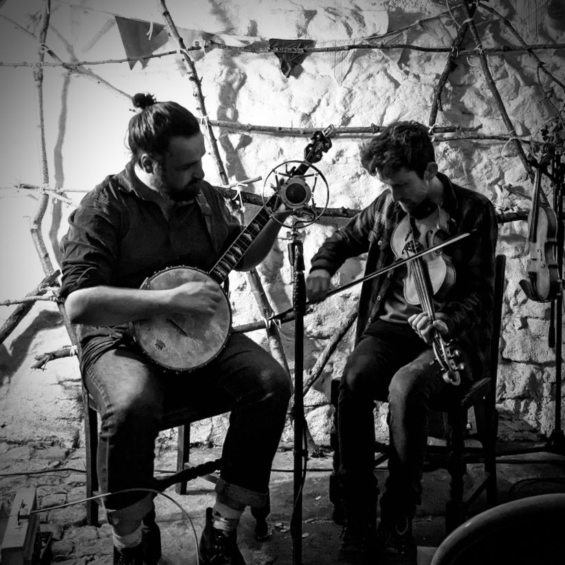 Old Spot (@oldspotmusic) on Twitter photo Hey #Cardiff! We’re in you for our gig tonight at the <a href="/NorwegianChurch/">Norwegian Church Arts Centre / Eglwys Norwyaidd</a> - come out for some #oldtime goodness 🎻🪕🐖 eventbrite.co.uk/e/old-spot-tic…
#oldtimemusic #folkmusic #whatsoncardiff #cardiffgigs #cardiffmusic #folk #fiddle #banjo #walesgigs #whatsonwales Hey #Cardiff! We’re in you for our gig tonight at the <a href="/NorwegianChurch/">Norwegian Church Arts Centre / Eglwys Norwyaidd</a> - come out for some #oldtime goodness 🎻🪕🐖 eventbrite.co.uk/e/old-spot-tic…
#oldtimemusic #folkmusic #whatsoncardiff #cardiffgigs #cardiffmusic #folk #fiddle #banjo #walesgigs #whatsonwales