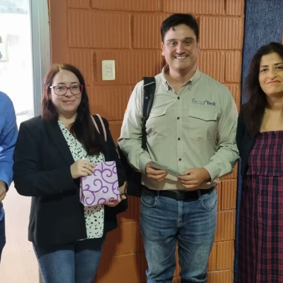 Liceo Bicentenario Nirvana tweet media
