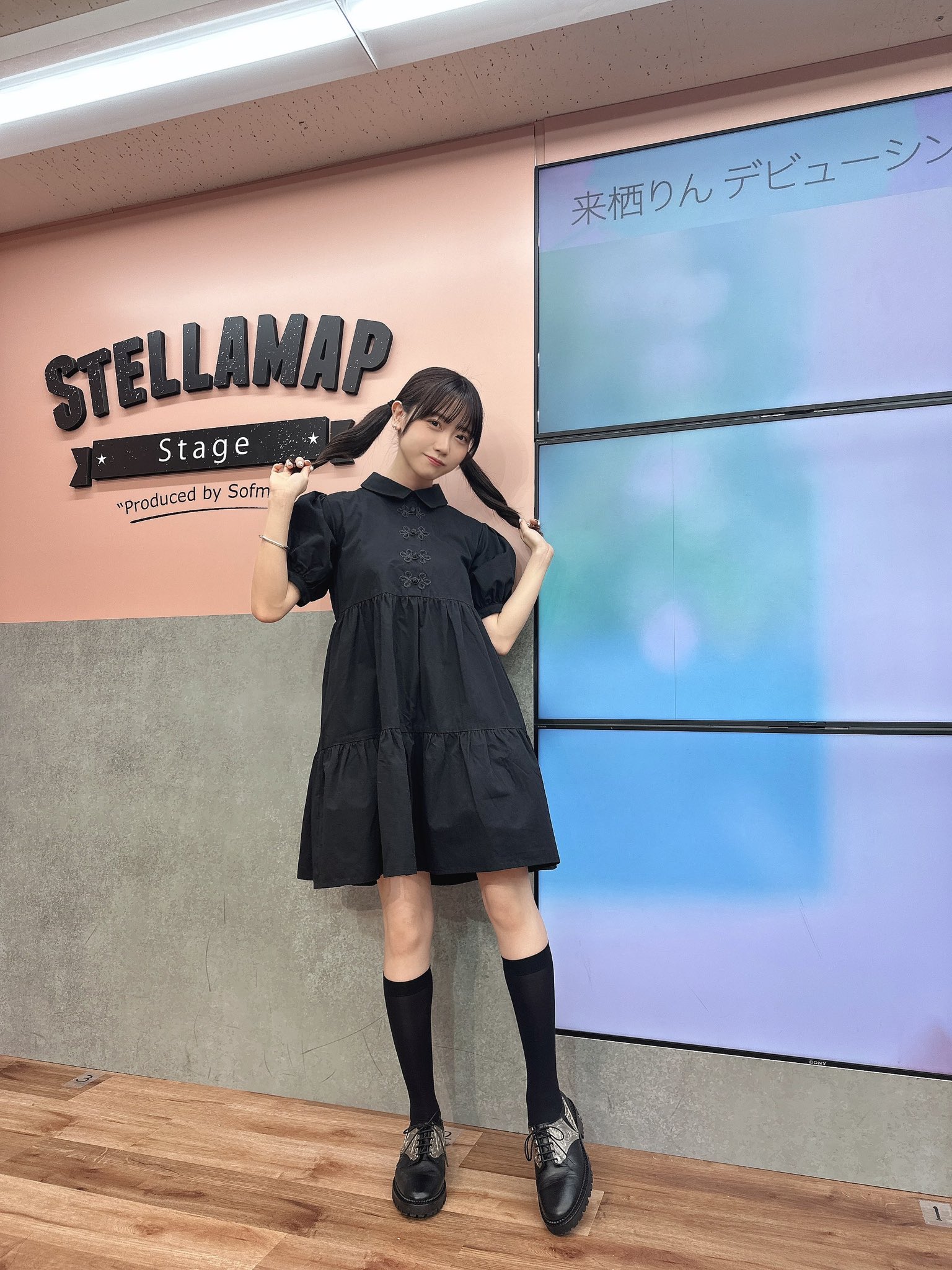 来栖りん　額装 来栖りん 3rdシングル 「わっちゅあね？」の店舗特典が決定