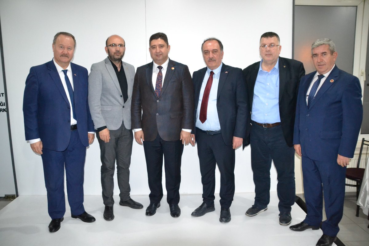 Harun__Algul's tweet photo. İlçe Başkanımız Bekir BOZKURT ve Yönetim Kurulu Üyelerimiz ile birlikte Milliyetçi Hareket Partisi 28. Dönem Balıkesir Milletvekili Adayları tanıtım toplantısına katıldık.

#Balıkesir #HarunAlgül #MHP https://t.co/0boqciRVMz