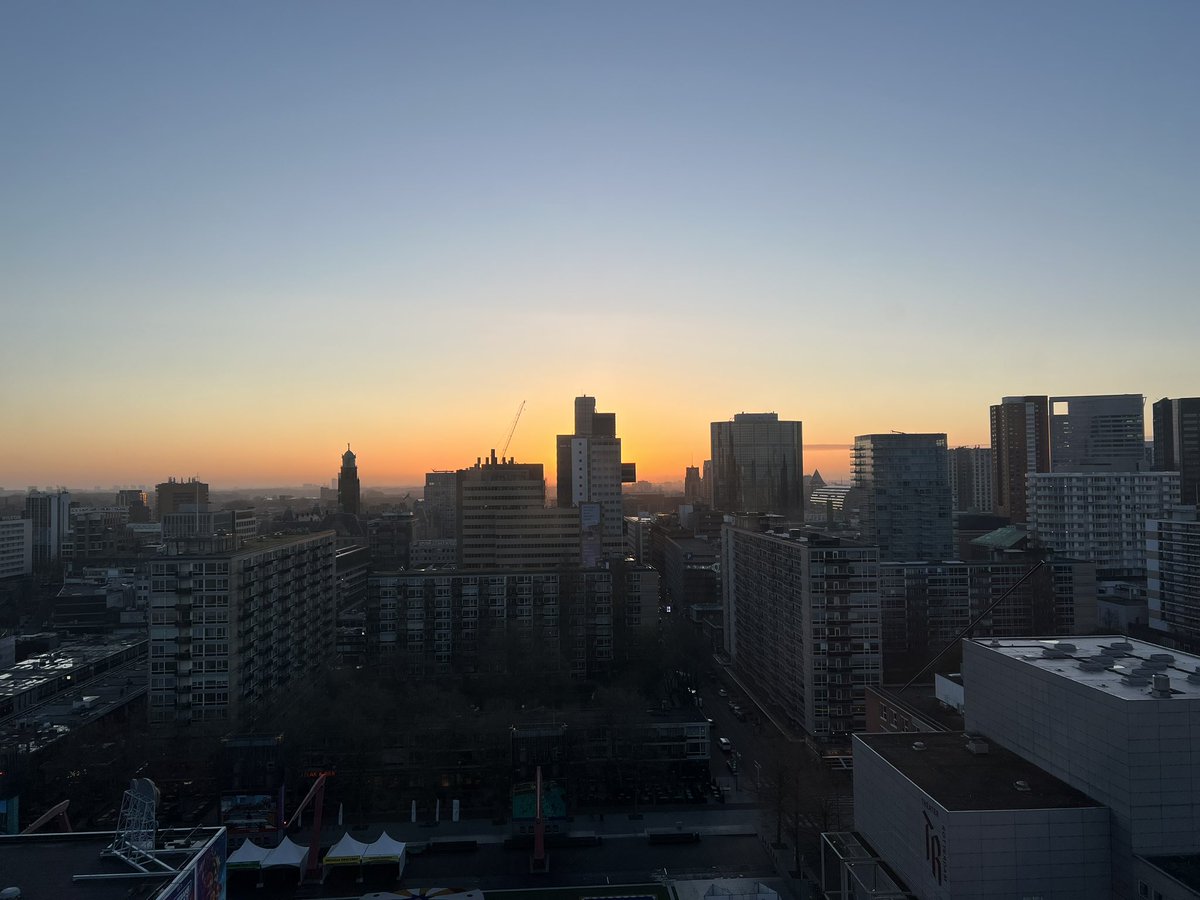 Last day at #PCST2023 - beautiful Rotterdam sunrise to start the day!