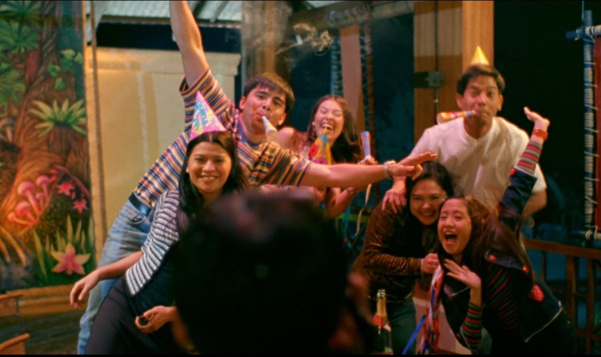 sjywin's tweet photo. 🎬 beauty of star cinema’s barkada movies back in the 1990s! https://t.co/Giei1gimzJ