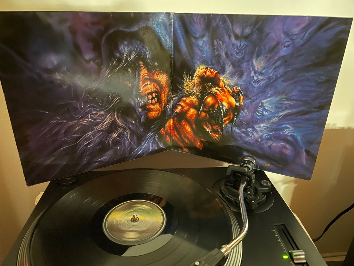 TryfonasE's tweet image. #Spintime #vinylrecords 
#warlock #Doro