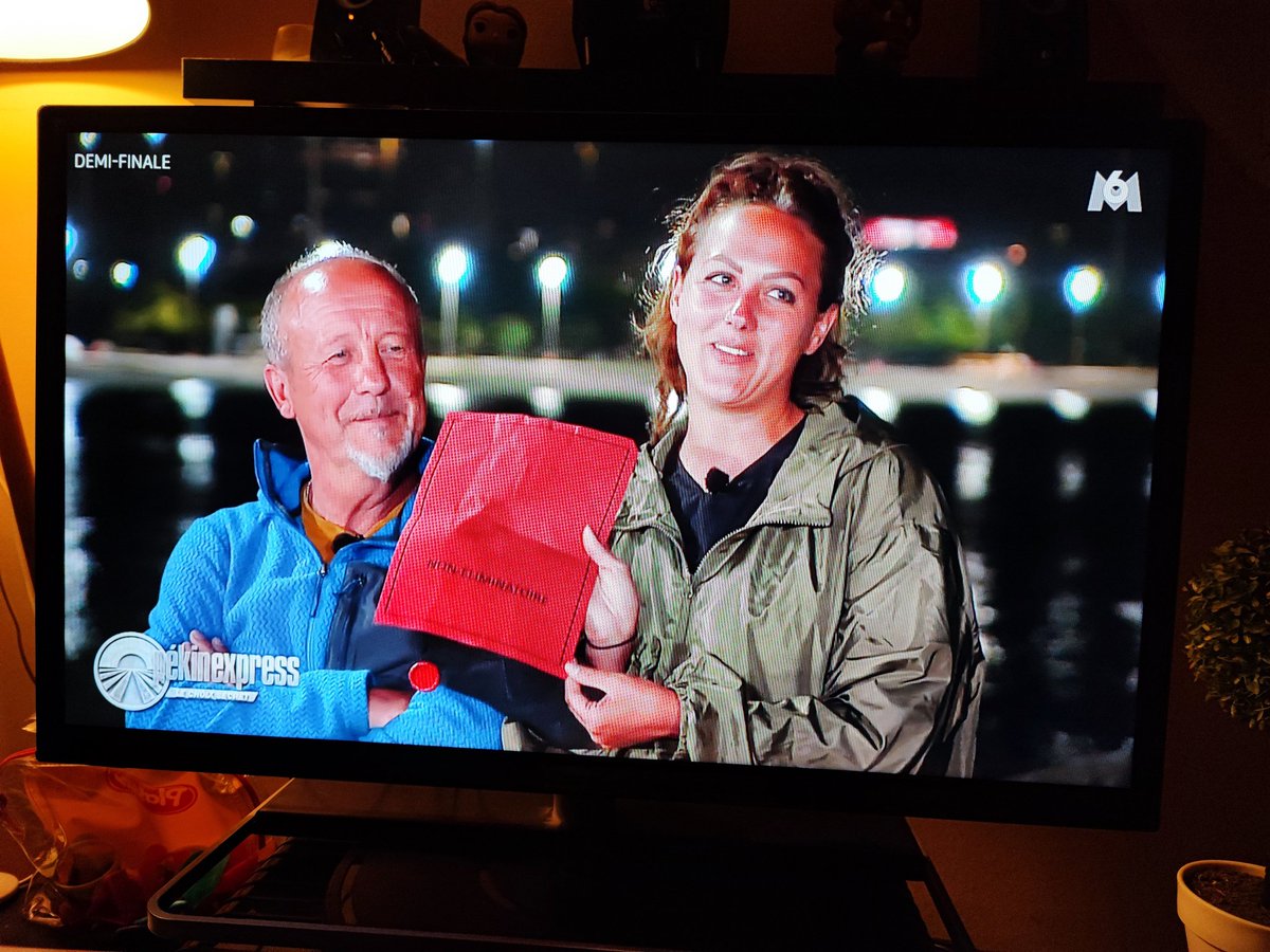 AllisonDesenlis's tweet photo. #PekinExpress Ouiiiii !!! On y croit Xav et Céline, assurément le meilleur binôme en lice 👍👍👍 https://t.co/g4JovqZZZo