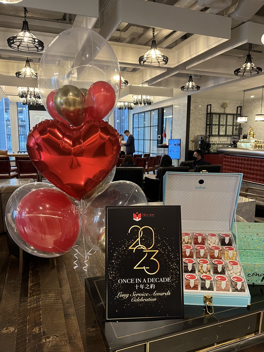 i_clickglobal's tweet photo. We have organized a Long Service Award Celebration to thank 21 colleagues from iClick and CMRS for their incredible milestones of 10 yrs+ at iClick. This is a remarkable achievement that deserves recognition and celebration. Thank you for all that you do! https://t.co/AhBV5U7Nij