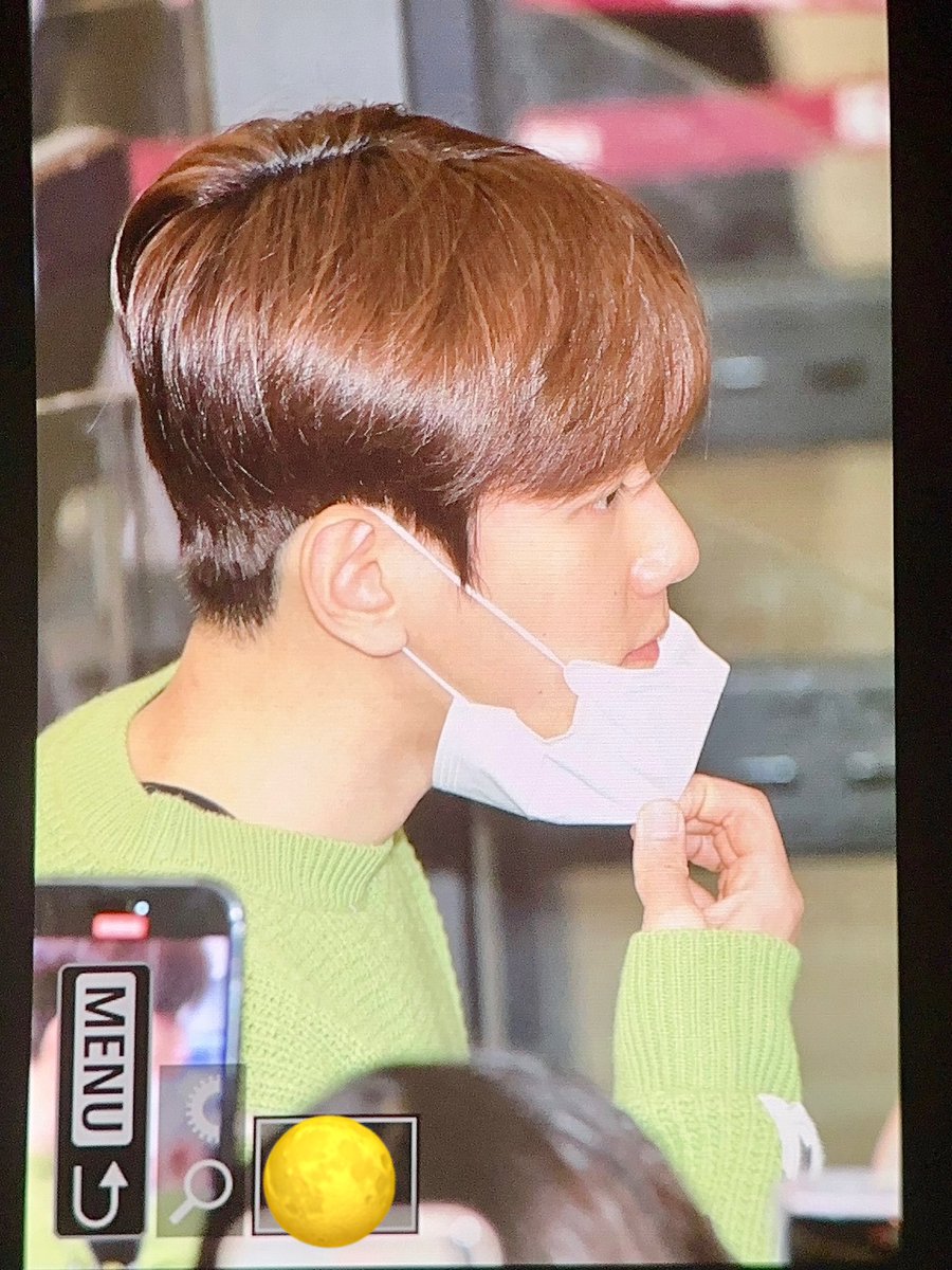 MoonBaek56 tweet media
