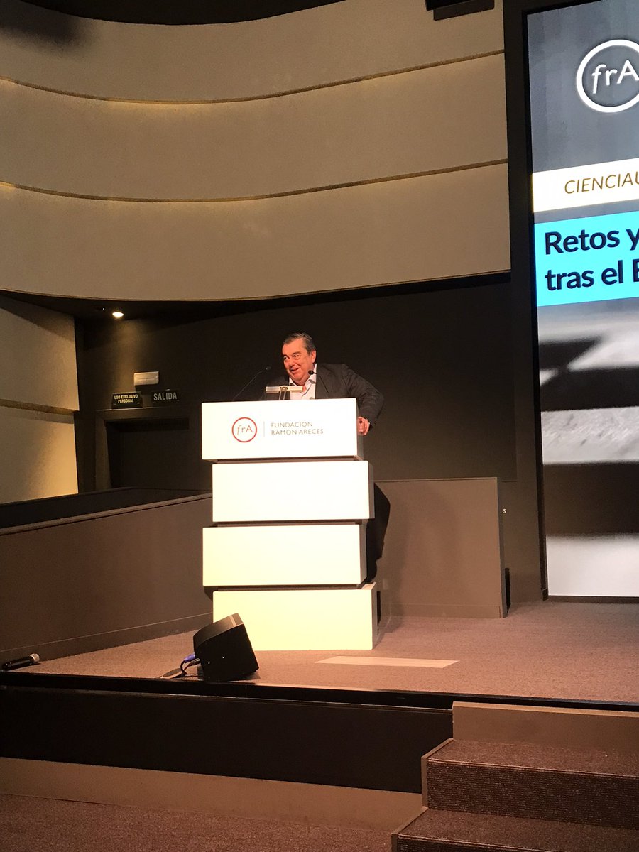 ComunidadCeru's tweet photo. Comenzamos #CienciaUK23 "Retos y Oportunidades tras el Brexit" con la calurosa bienvenida de @FundacionAreces, nuestra Presidenta @Clauromita y el co-organizador de la jornada @JavierPardoDiaz 🍏

Síguenos virtualmente https://t.co/UxfitxTJoU https://t.co/JCGS2I7O86