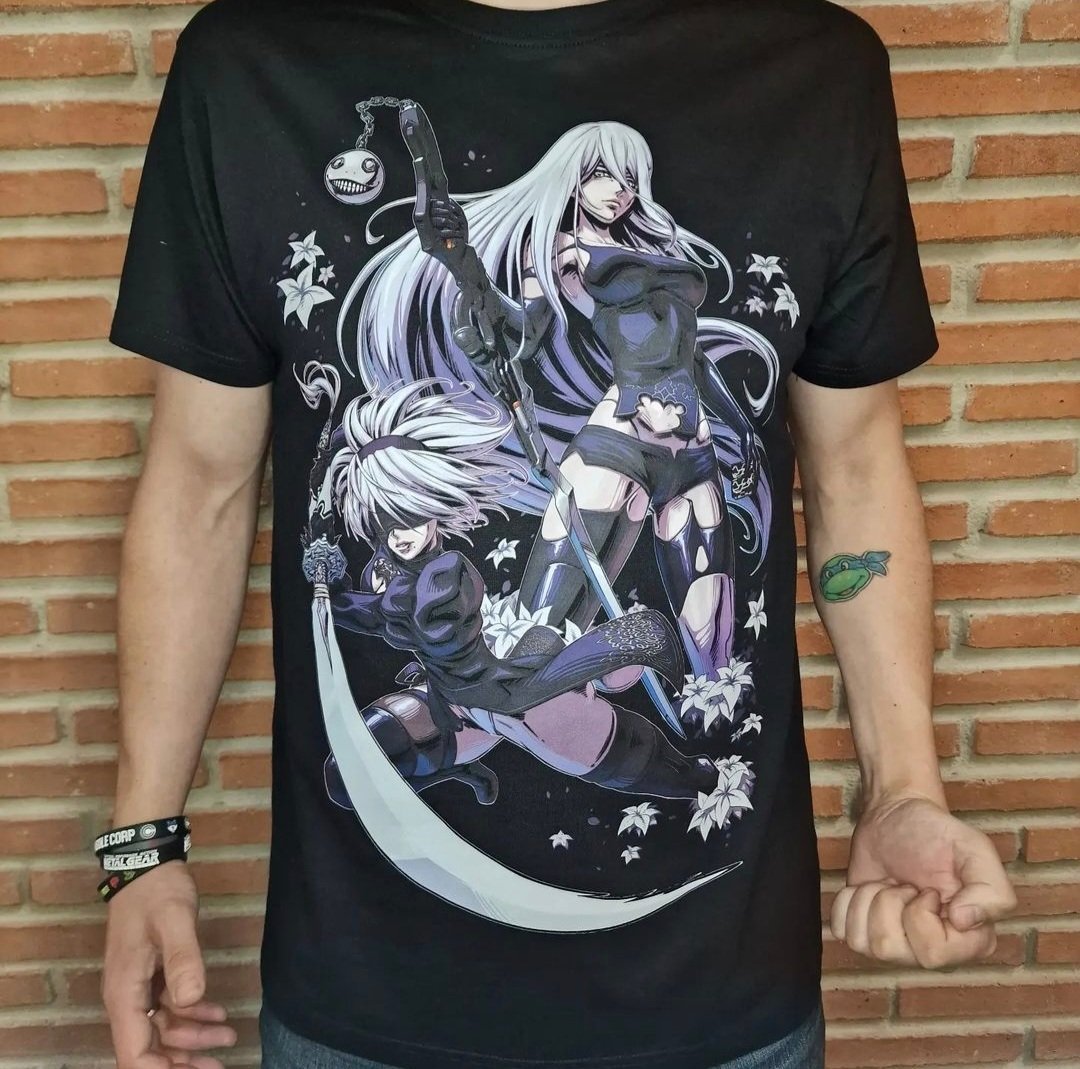 Console_Corp's tweet image. Dos de las mujeres más fuertes, habilidosas y con gran sexualidad incluso peleando 😌
 capaces de derrotar a todo un ejercito de máquinas sin despeinarse para proteger a la humanidad, o eso parece ... #NieRAutomata

Diseño realizado por el monstruo @uchiha_jake