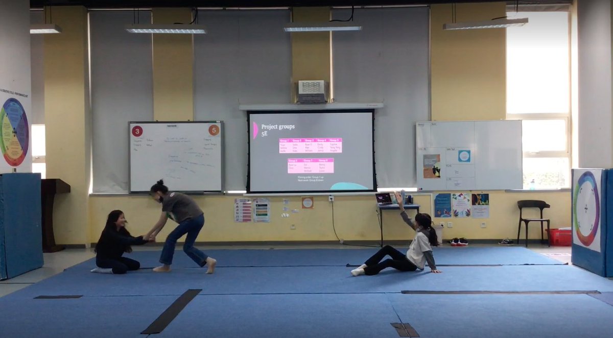 21physed's tweet image. Grade 5 #physed #pyppe Ss have begun their Movement Composition #passionprojects. Linked with their #pyp #exhibition topic Ss use the Creative Cycle to create a dance linked with their topic. This portfolio allows Ss to reflect on their #processoflearning. ow.ly/JlRN50NISie