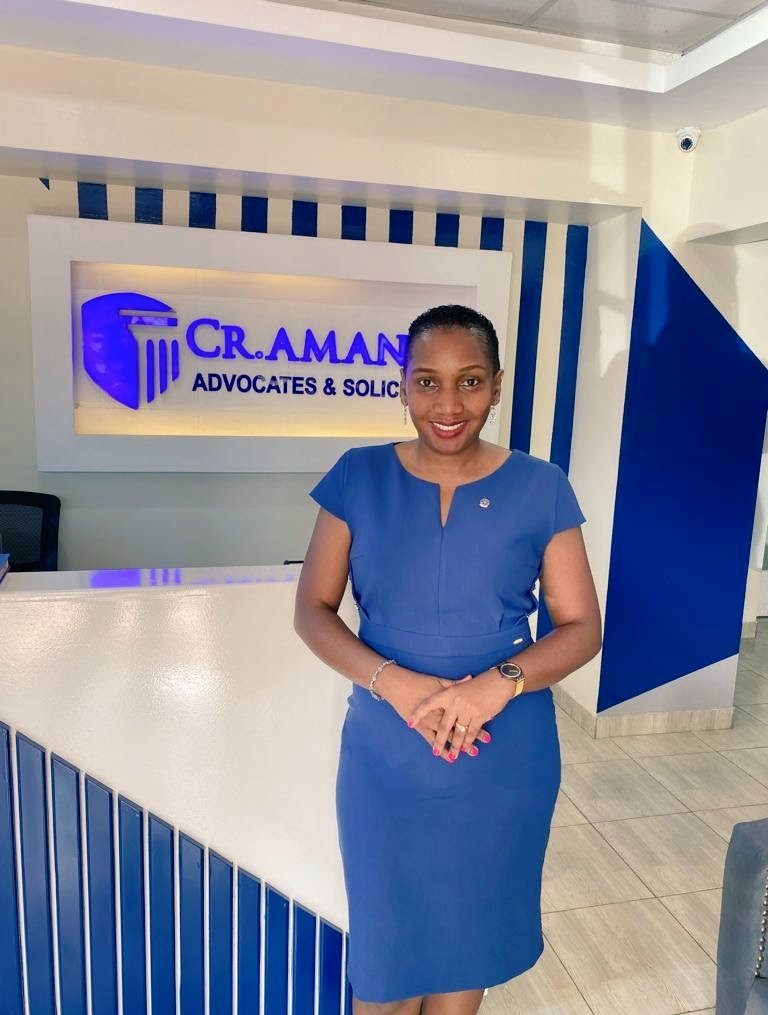 I'm honoured to have been invited as the key note speaker of Kampala International Uni Law Society Dinner today. Tough topic " Encouraging young lawyers to navigate thru the intricacies of the legal profession &amp; setting goals for future opportunities," but i will do my best 😀🙏