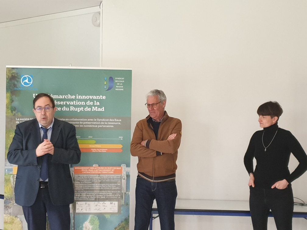 agence_eau_RM's tweet image. Visite d'exploitations agricoles engagées dans le dispositif de Paiements pour Services Environnementaux sur le Rupt-de-Mad. Le Syndicat des Eaux de la Région Messine valorise les systèmes d’exploitations ou cultures adaptés pour préserver la ressource en eau. #PSE