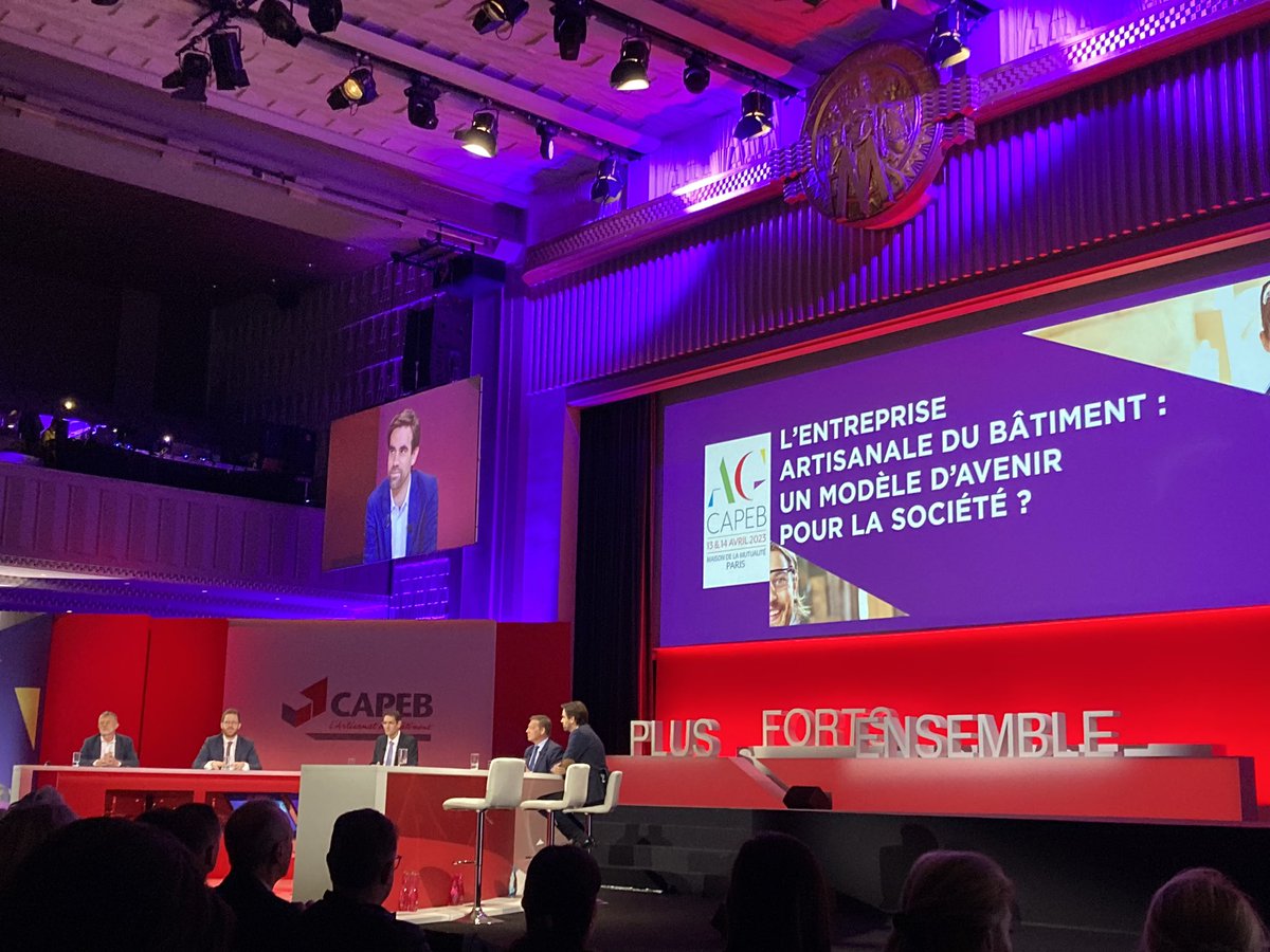 Ouverture du Congrès de la <a href="/capeb_fr/">La CAPEB</a> à la Mutualité #Paris. Une matinée riche d’échanges et de conférences sur l’artisanat.